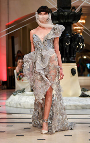 Anja Gockel Fashion Show im Adlon (8)