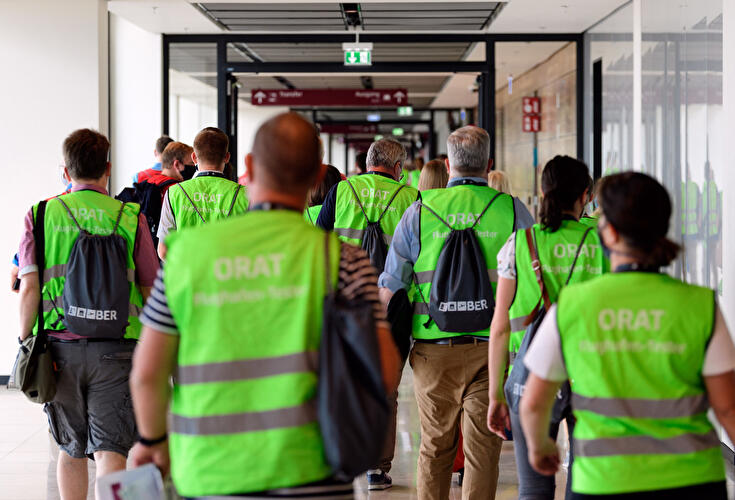 BER: Probelauf mit Komparsen (5)