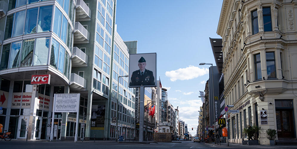 Checkpoint Charlie Berlin
