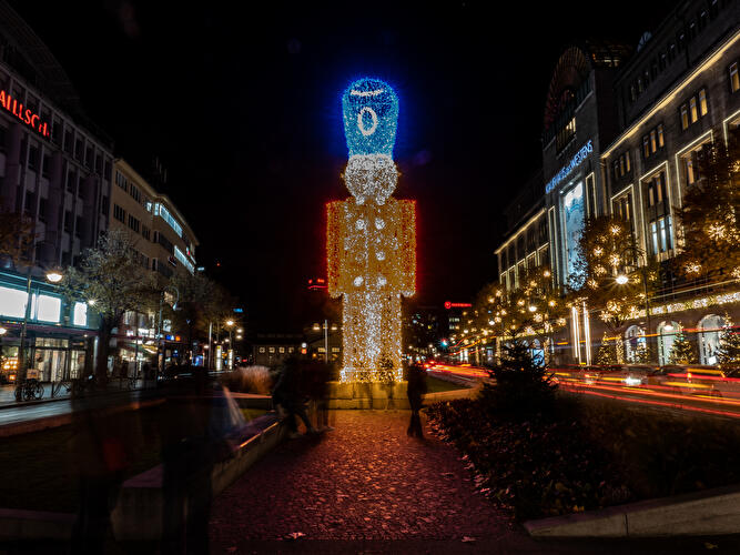 Weihnachtsbeleuchtung am Ku'damm 2020 (5)