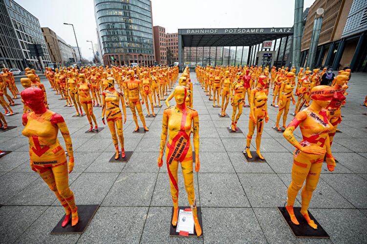 Broken-Installation von Dennis Josef Meseg (1)