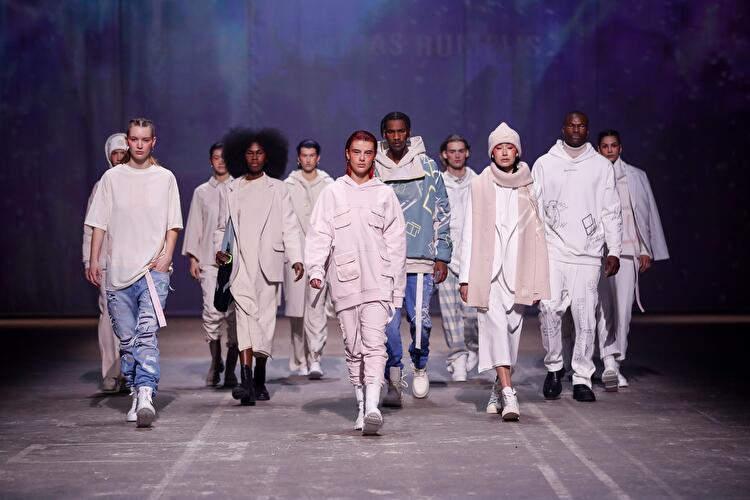 Fashion Week 2021 - Elias Rumelis