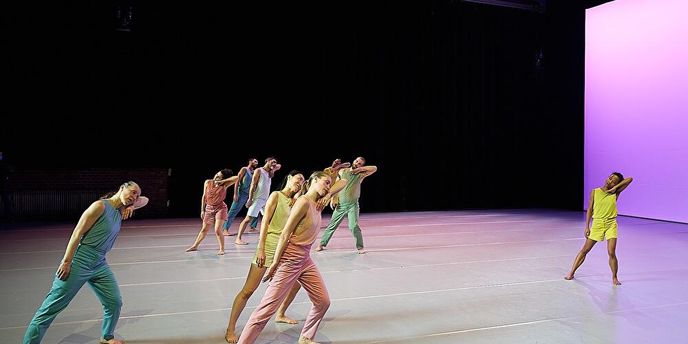 Sasha Waltz & Guests: In C