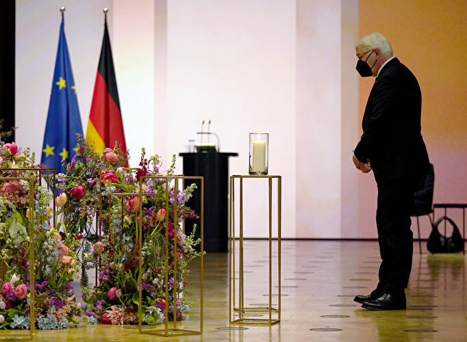 Coronavirus - Zentrales Gedenken für die Verstorbenen (5)