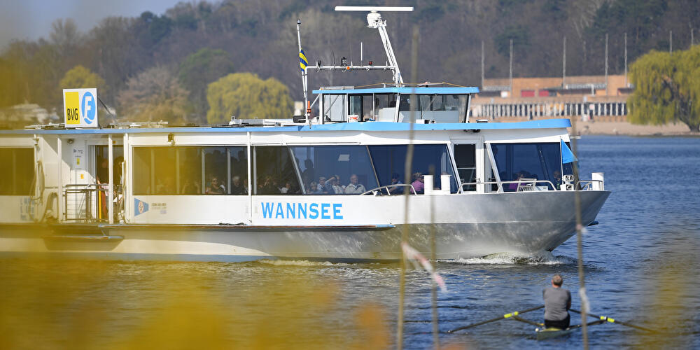 Fähre F10 auf dem Wannsee