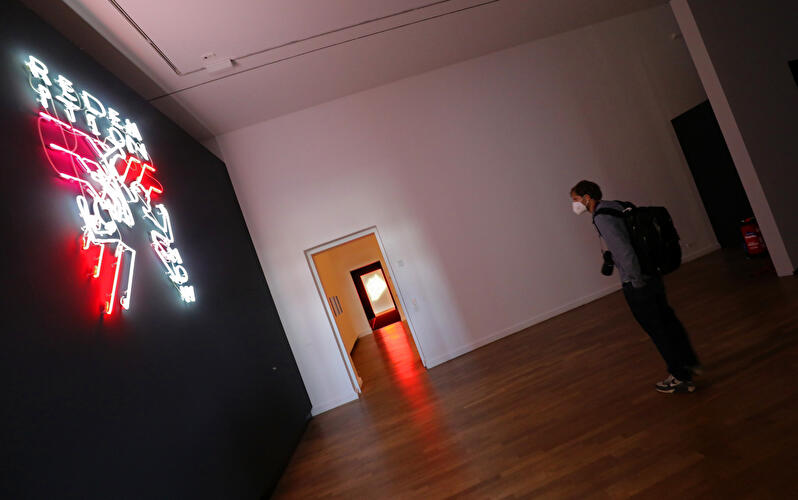 Yael Bartana: Redemption Now (4)