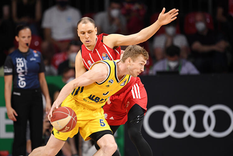 FC Bayern München - Alba Berlin (2)