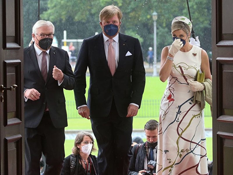 Niederländisches Königspaar trifft Kanzlerin Merkel - Vimarsana News