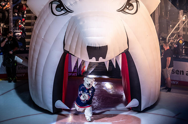 Eisbären Berlin - EHC Red Bull München (10)