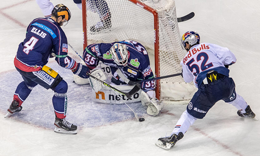 Eisbären Berlin - EHC Red Bull München (9)