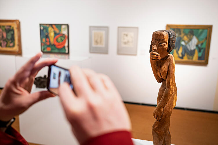 Whose Expression (4)