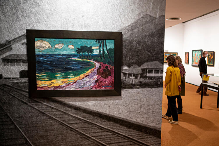 Whose Expression (7)