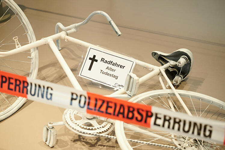 Illegale Autorennen. Wie stoppen wir den Tempo-Rausch? (3)