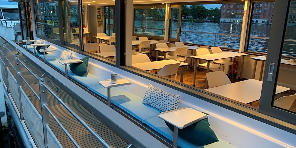 Charterschiff Hermine (1)