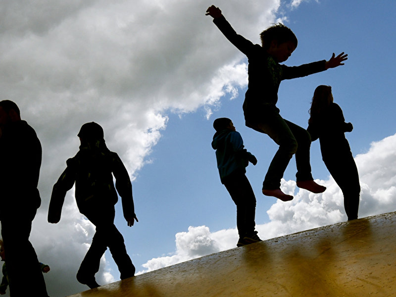 Spielende Kinder