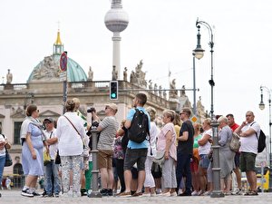 Viele Touristen in Berlin