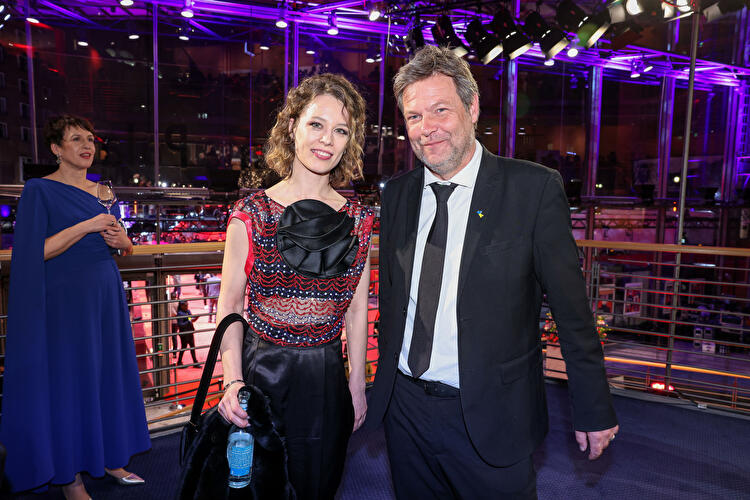 Berlinale 2023 - Eröffnung mit «She came to me» (18)