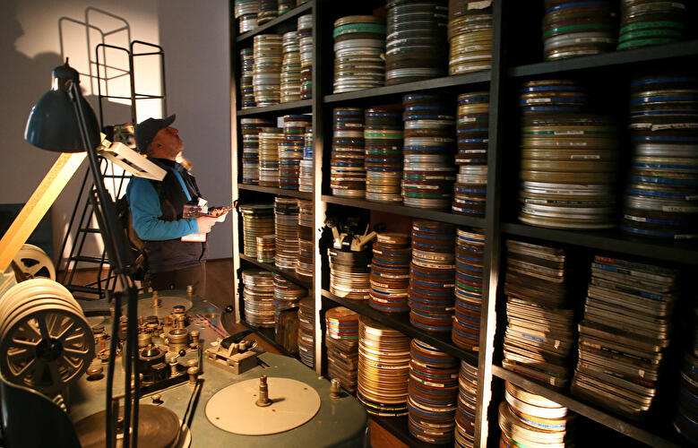 Zineb Sedira. Dreams Have No Titles (3)