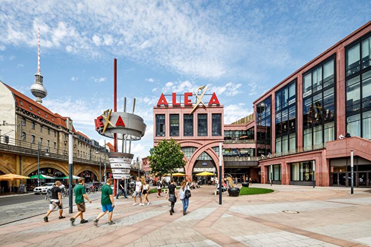 Alexa Shoppingcenter Außenansicht