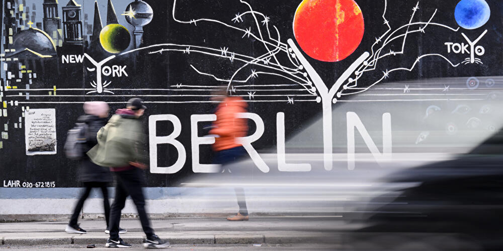 Berlin Wall (2)
