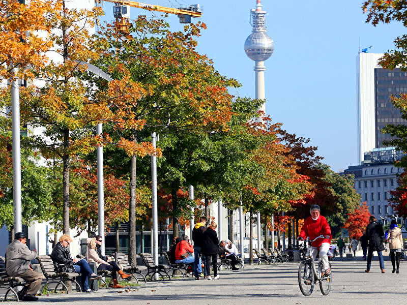 Spaziergang durch das Regierungsviertel