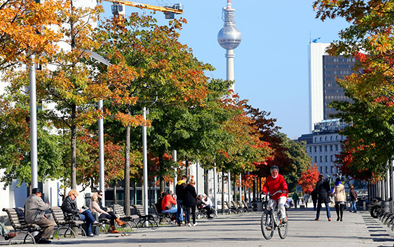Spaziergang durch das Regierungsviertel