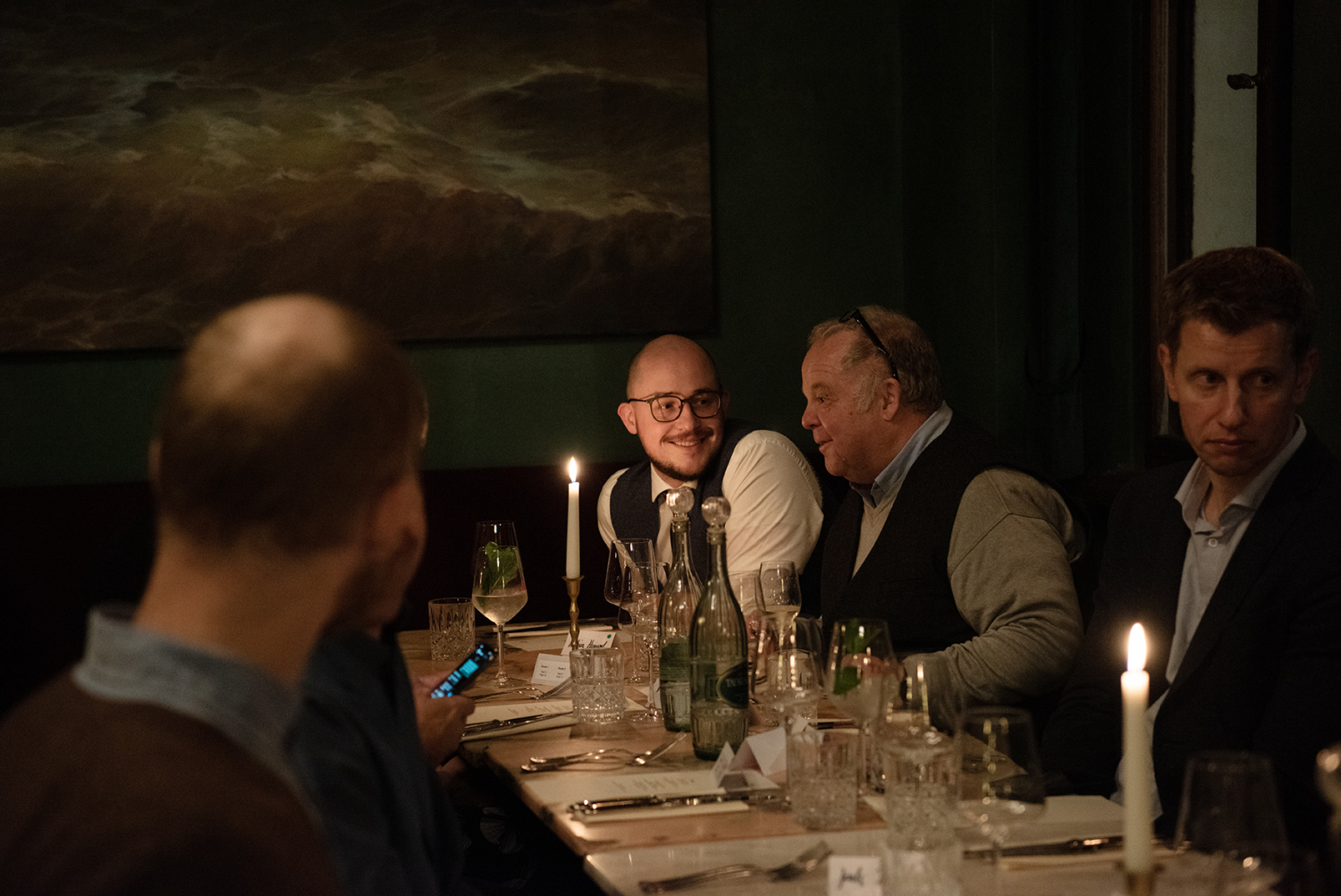 Gäste im Restaurant beim Deep Tech Dinner