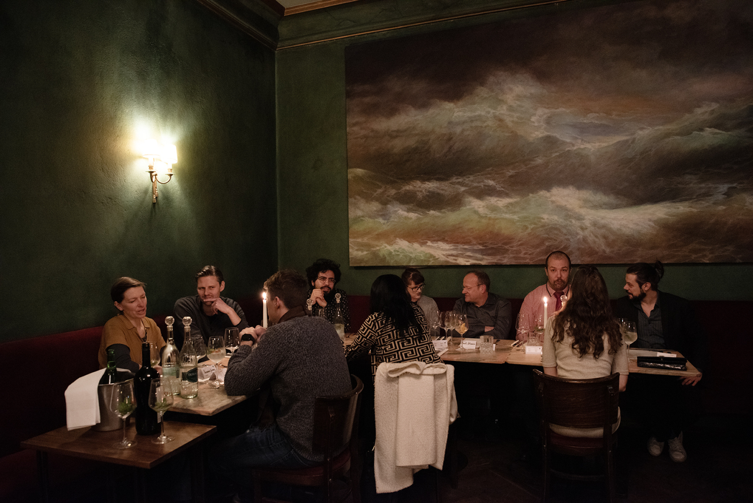 Gäste im Restaurant beim Deep Tech Dinner