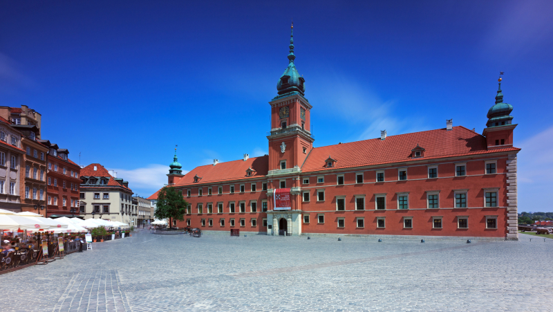 Burgplatz und Königsschloss in Warschau