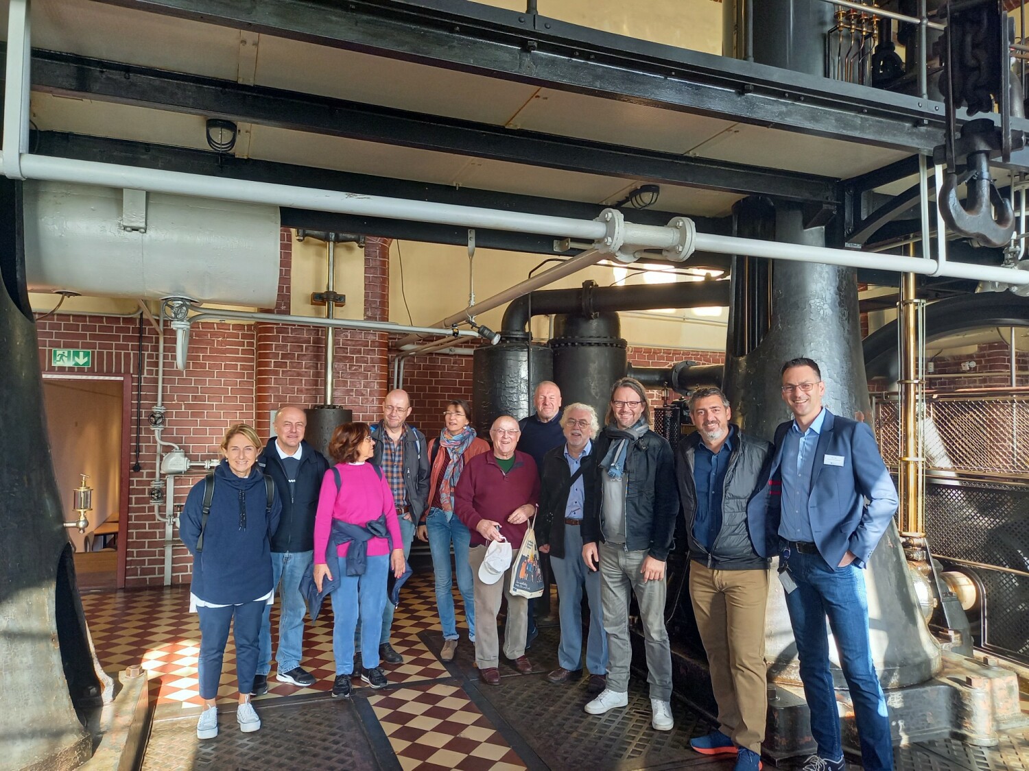 Gruppenbild im Wasserwerk