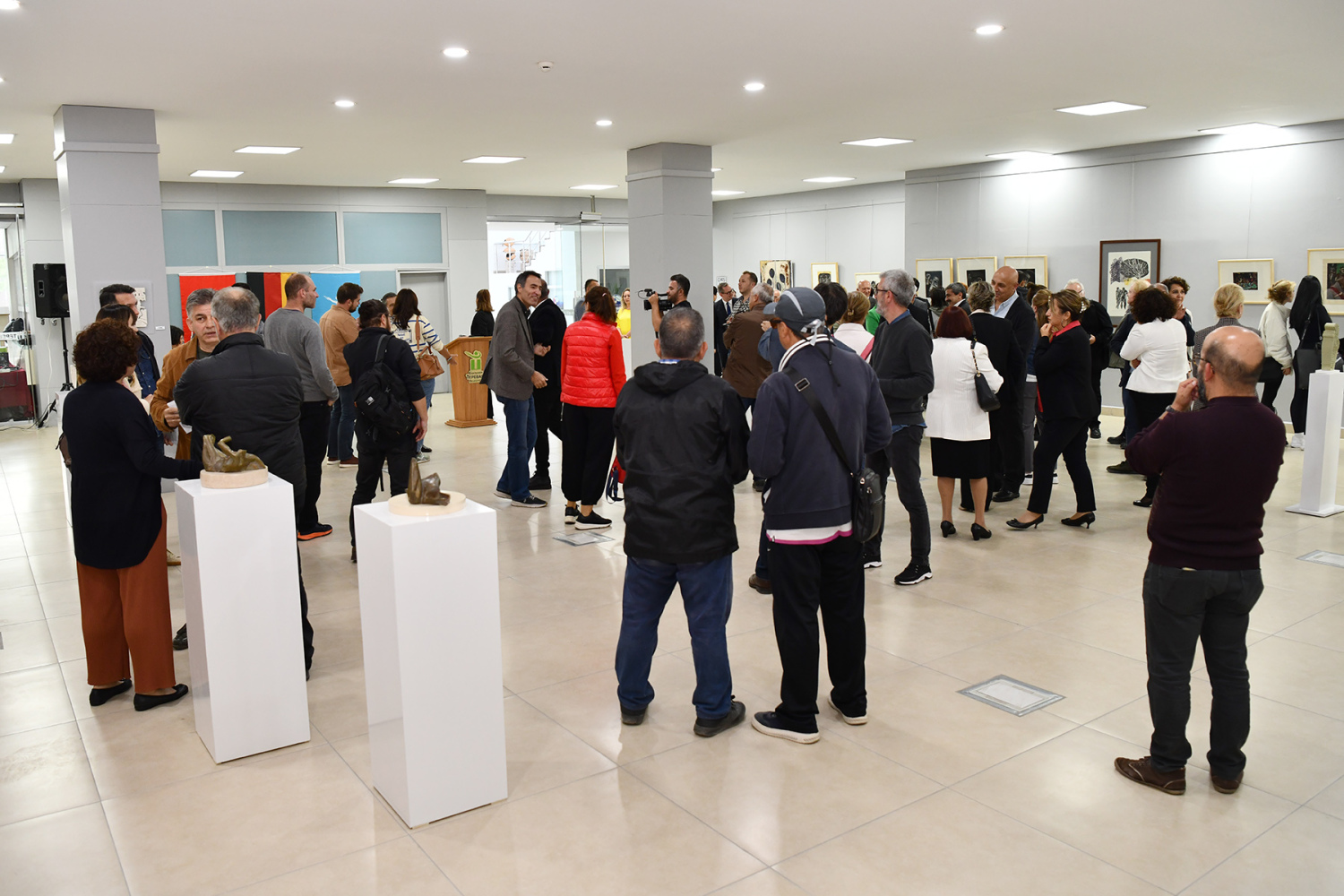 Ausstellungsbesucher/innen