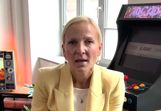 Jeannine Koch (YouTube)