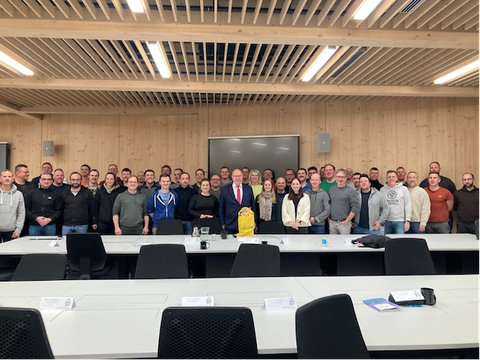 Gruppenfoto mit Peter Altmaier und den Brandreferendaren