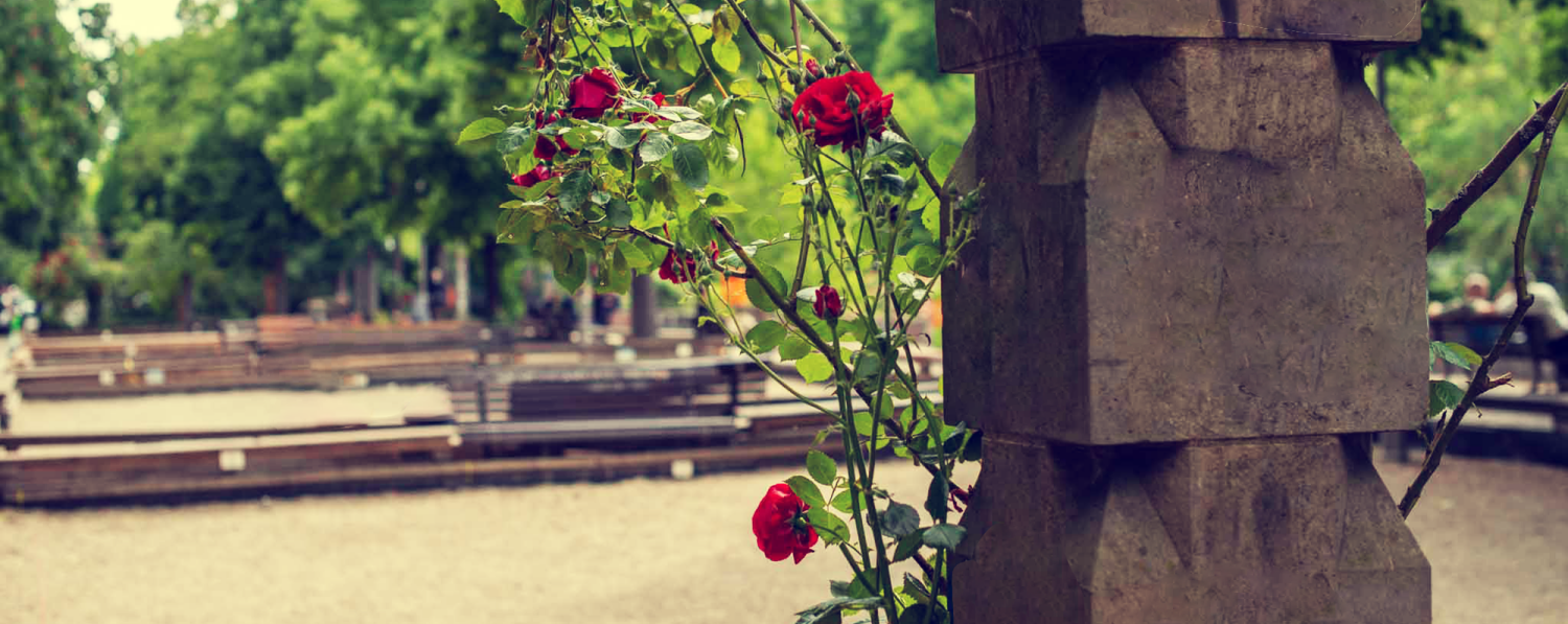Boule-Platz am Kanal