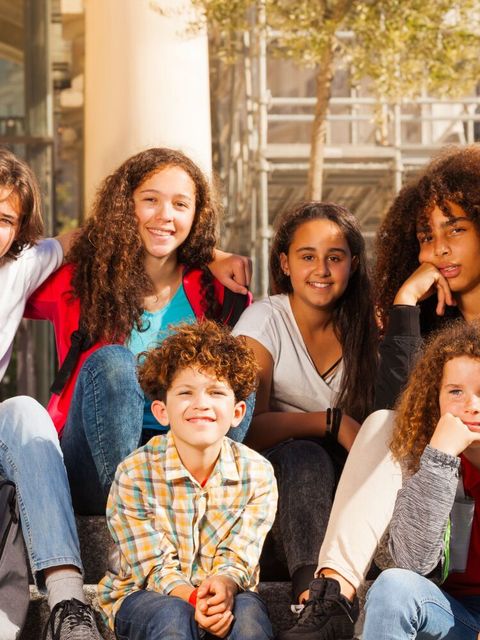 Gruppe von Kids und Teens