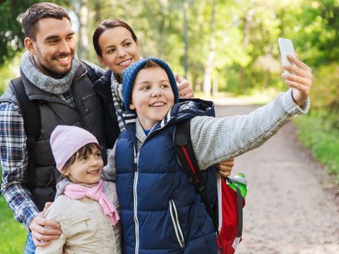 Familie macht Selfie
