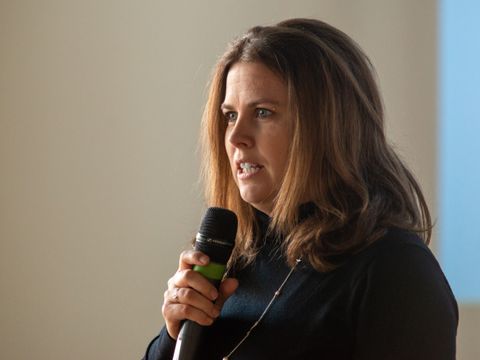 Bezirksbürgermeisterin Clara Herrmann bei der Klimawerkstatt