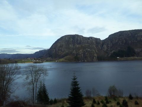 Ausblick aus dem Zug nach Stavanger (Bild: Valentina Mazzola)