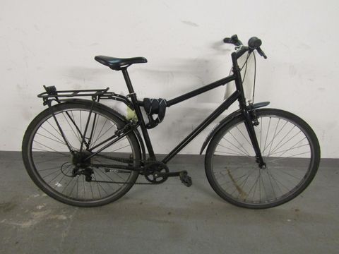 Schwarzes Herrenfahrrad
