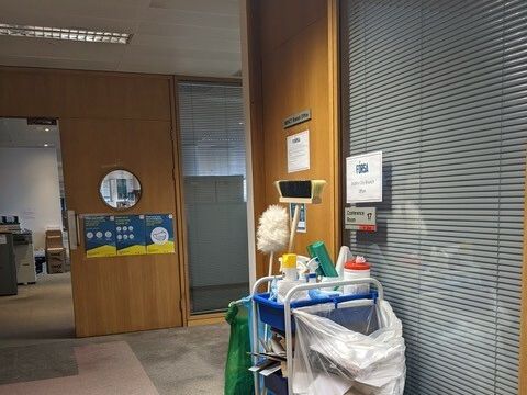 Foto 6 - Büroreinigung