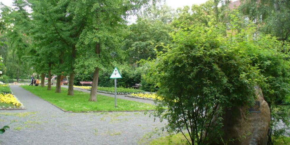 Ludwig-Barnay-Platz, 15.6.2009, Foto: KHMM