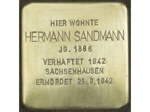 Stolperstein Hermann Sandmann (Bild: Stolpersteine-Initiative CW, H.-J. Hupka)