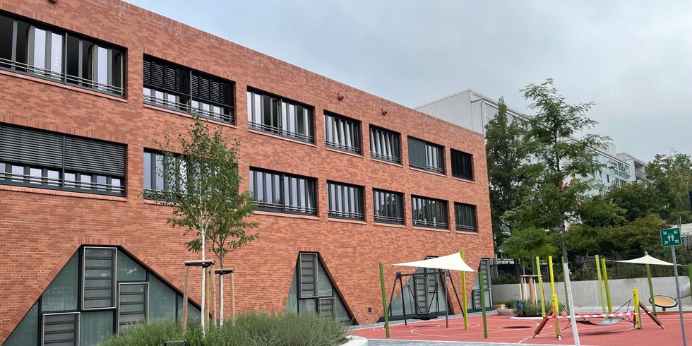37. Grundschule