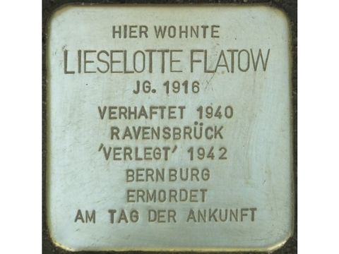 Stolperstein Lieselotte Flatow (Bild: Stolpersteine-Initiative CW, Hupka)