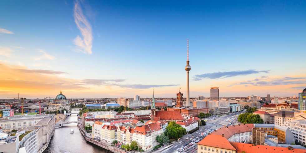 Berliner Skyline mit Spree