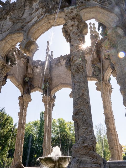 Märchenbrunnen Nahaufnahme im Von-der-Schulenburg-Park in Neukölln