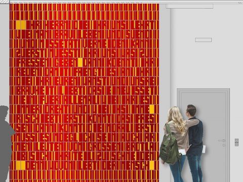 Wand mit Textur, die von zwei Personen betrachtet wird