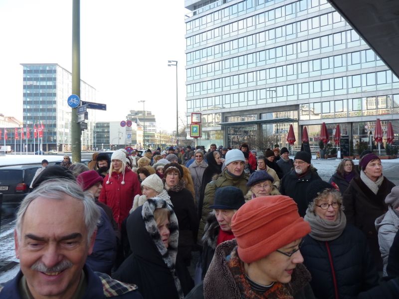Am Ernst-Reuter-Platz, 11.2.2011, Foto: KHMM