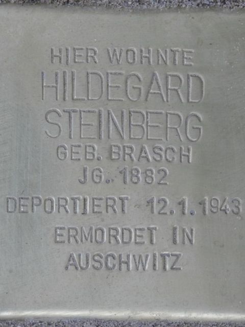 Stolperstein für Hildegard Steinberg (Bild: Stolpersteine-Initiative CW, Hupka)