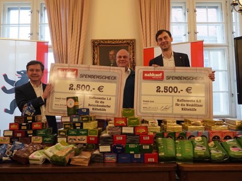 Bürgermeister gewinnen die Wette (Bild: BA Neukölln)